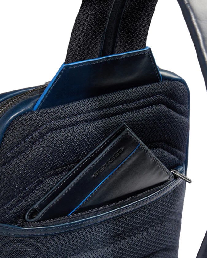 Piquadro - Ein-Schulter-Tasche aus...