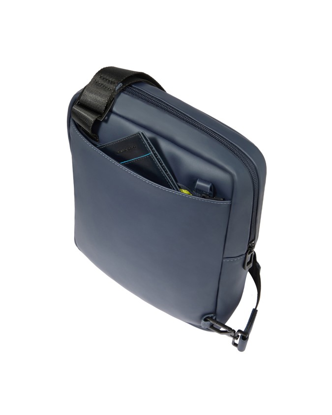 Piquadro - iPad case made of...