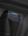 Piquadro – Travel backpack for a 15.6-inch laptop, made of vegan leather and PQ-Earth fabric