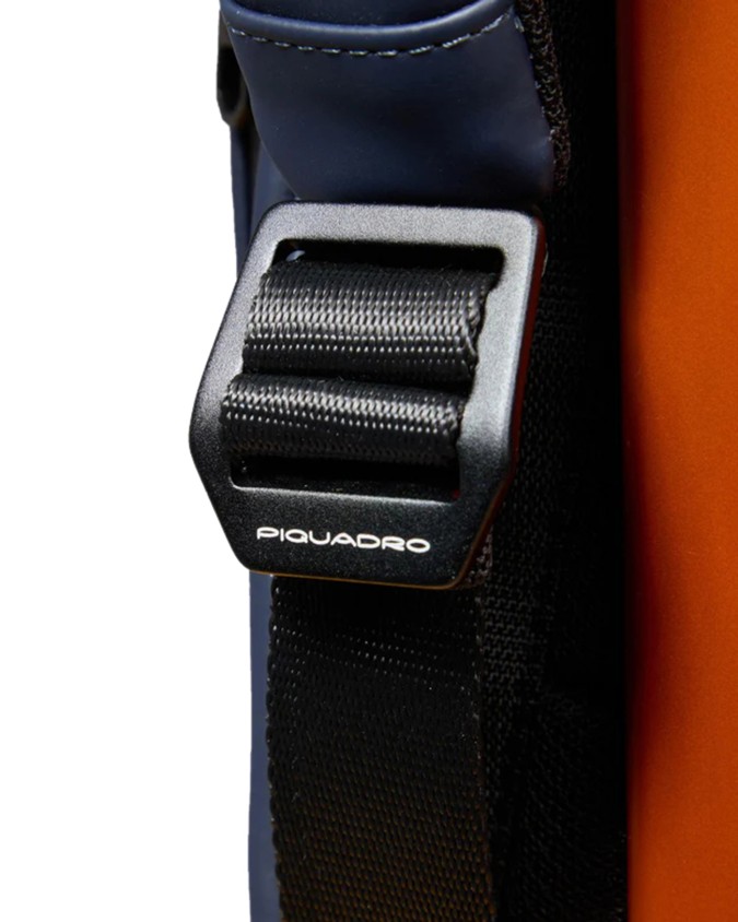  Piquadro – Zaino da viaggio underseat in tessuto impermeabile