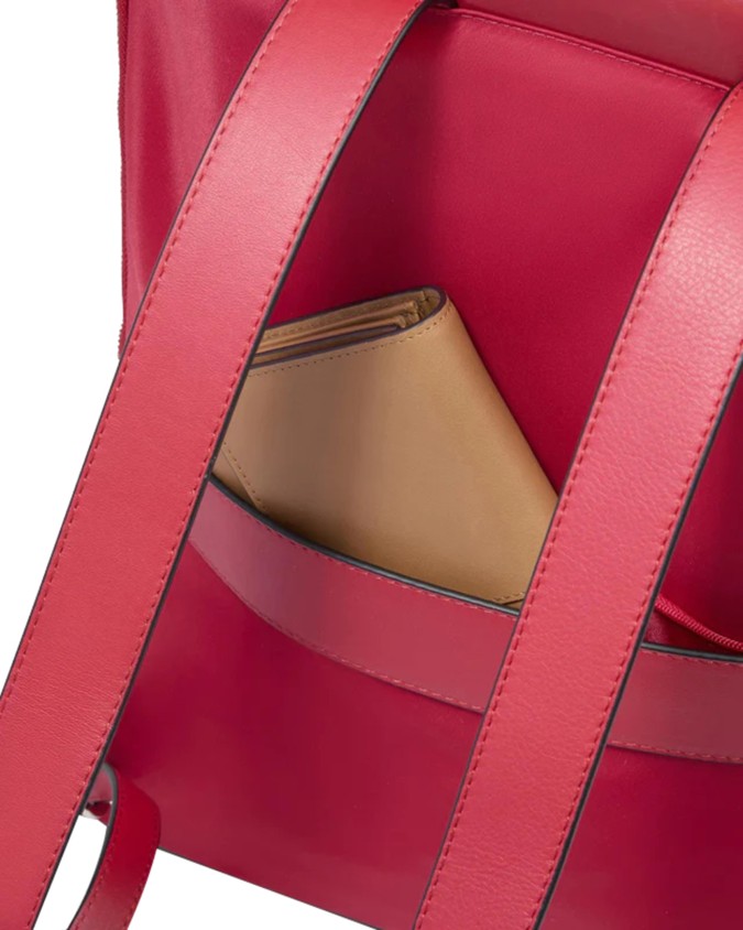 Piquadro - Expandable backpack made...