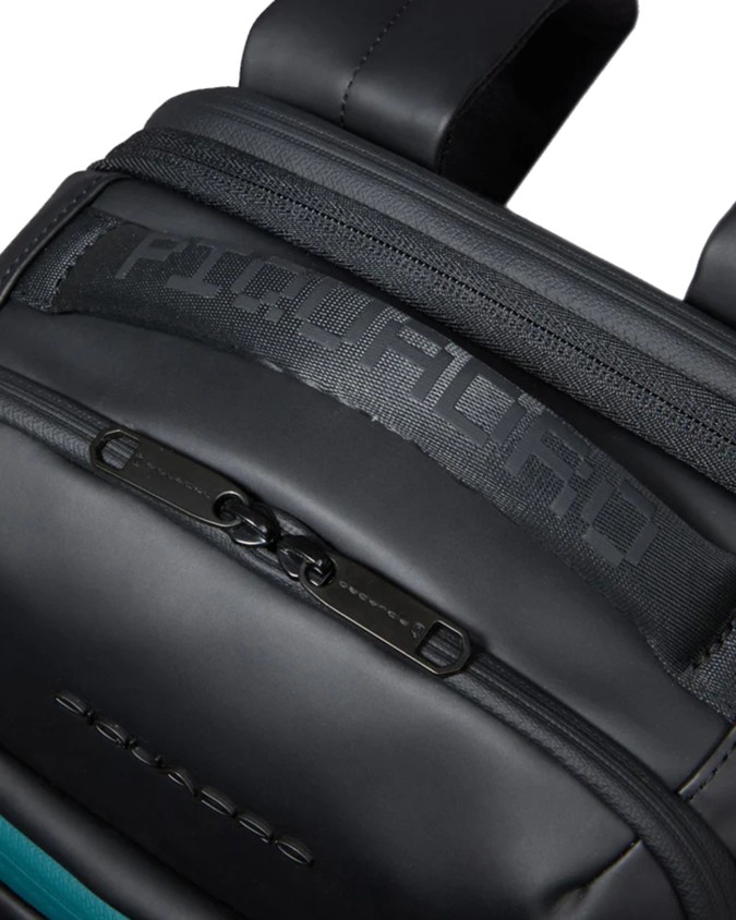 Piquadro – Corner 2.0: Waterproof...