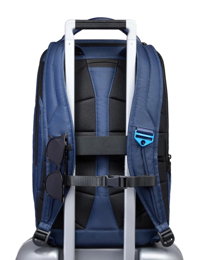 Piquadro – Reiserucksack mit Platz...