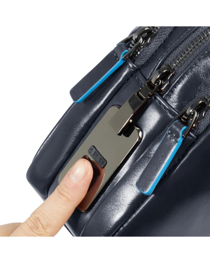 Piquadro - Pochette uomo in pelle con chiusura a impronta digitale Blue Square