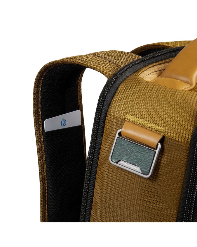  Piquadro – Zaino da viaggio porta pc 14’’ in pelle vegana e