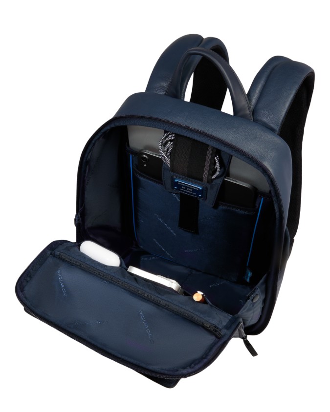 Piquadro - Leather travel backpack...