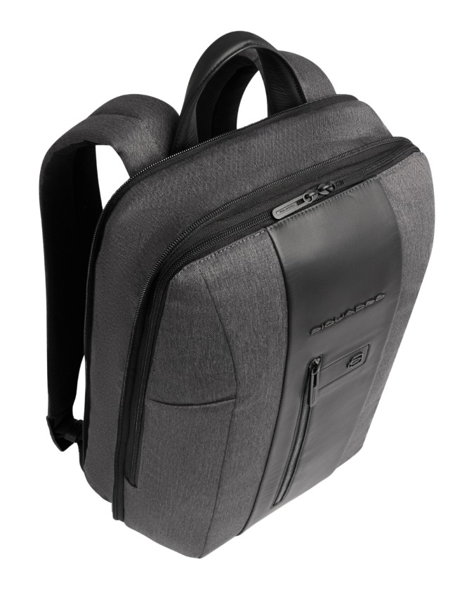 Piquadro - Schmaler Rucksack aus...