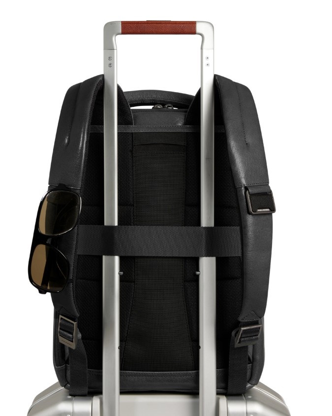 Piquadro - Customizable men's leather...