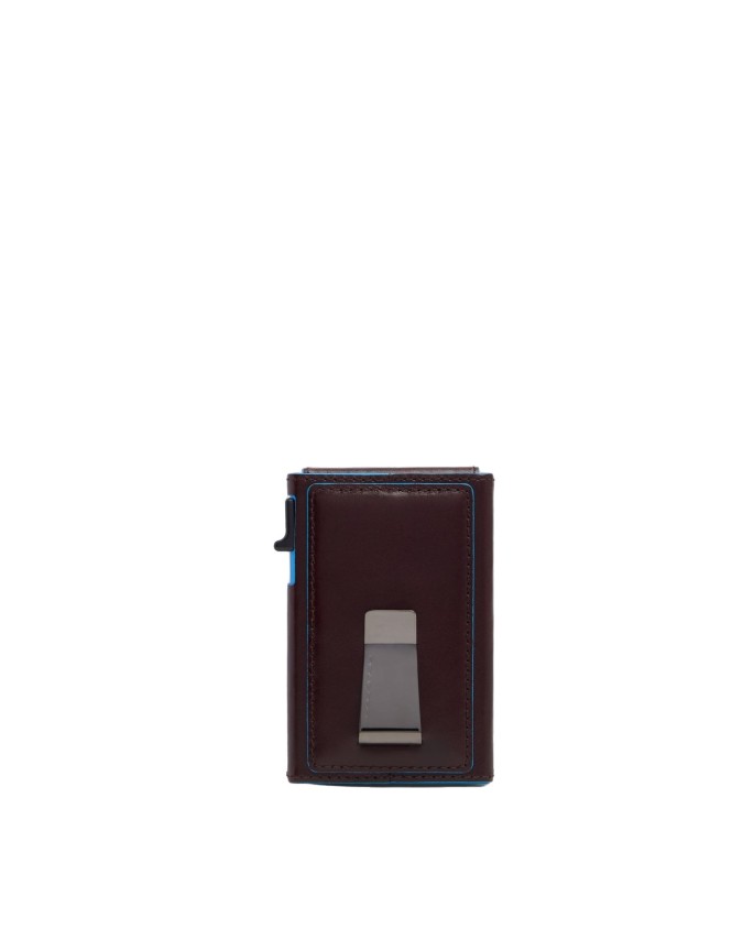 Piquadro - Leather and metal credit...