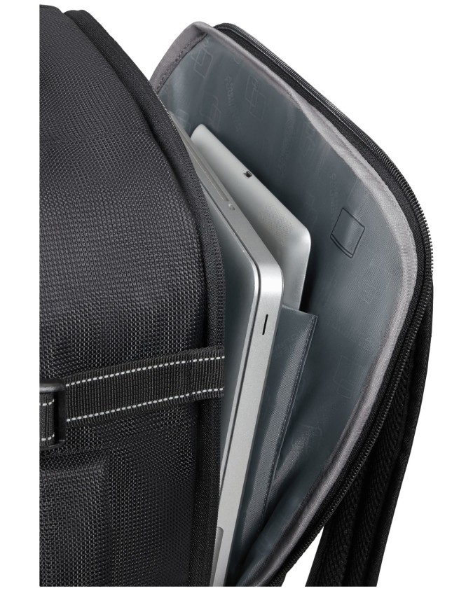 American Tourister - Zaino da viaggio porta pc 15.6'' in poliestere riciclato S/M Take2cabin