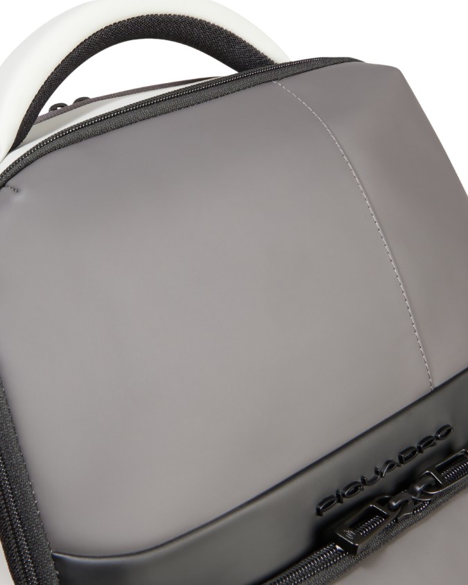  Piquadro - Zaino porta pc 15.6'' porta iPad® in tessuto gommato