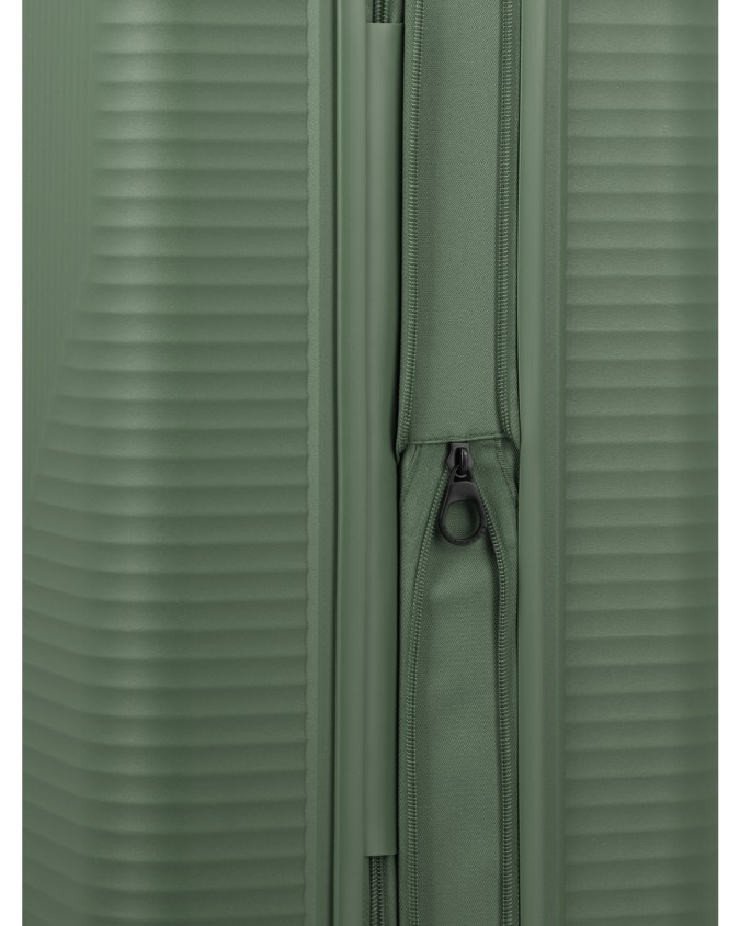 Travelite - Size M Expandable...