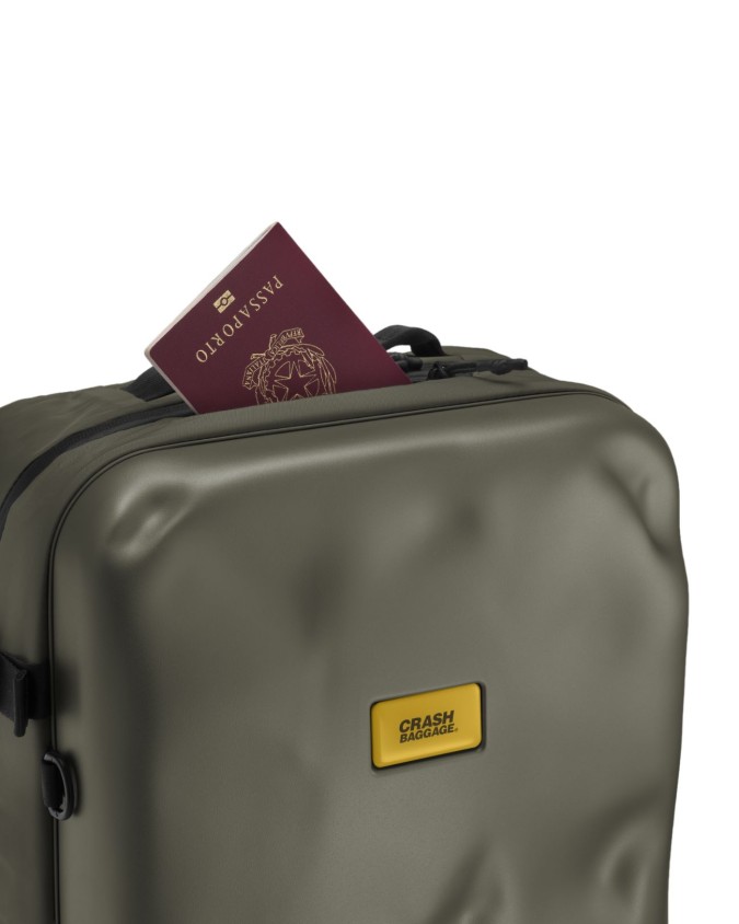 Crash Baggage - Iconic 2.0 Hard-Shell Backpack Made of