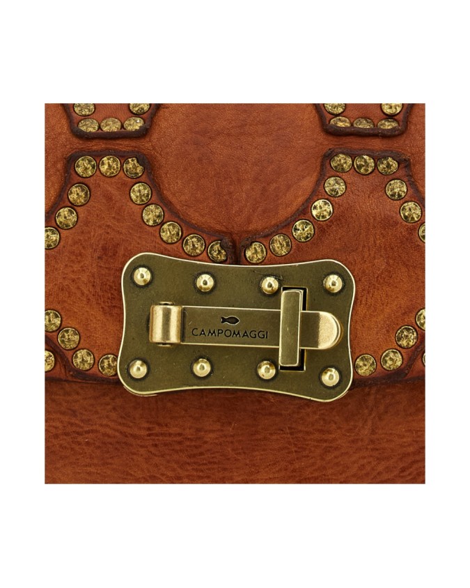 Campomaggi - Umhängetasche mit Klappe aus Leder und Nieten