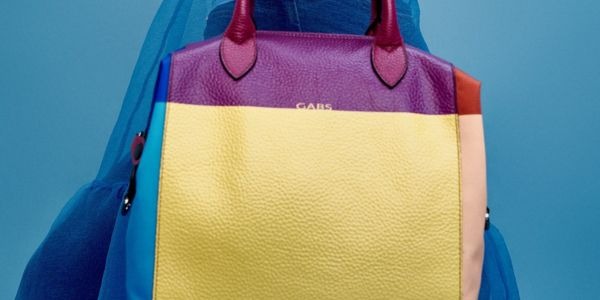 Borse multicolore: il fascino delle tonalità per ogni stile
